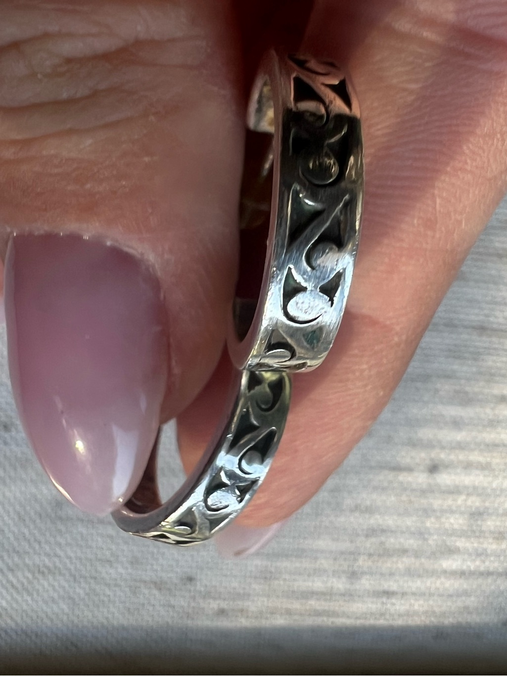 Vintage Lois Hill Sterling Silver Hoop Earrings